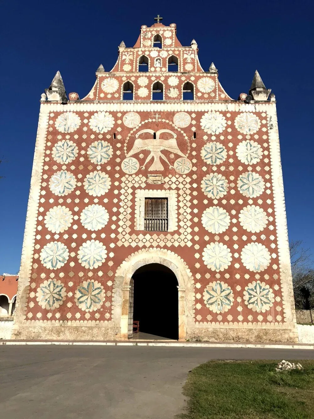 Church and open plaza in Uayma, near Valladolid