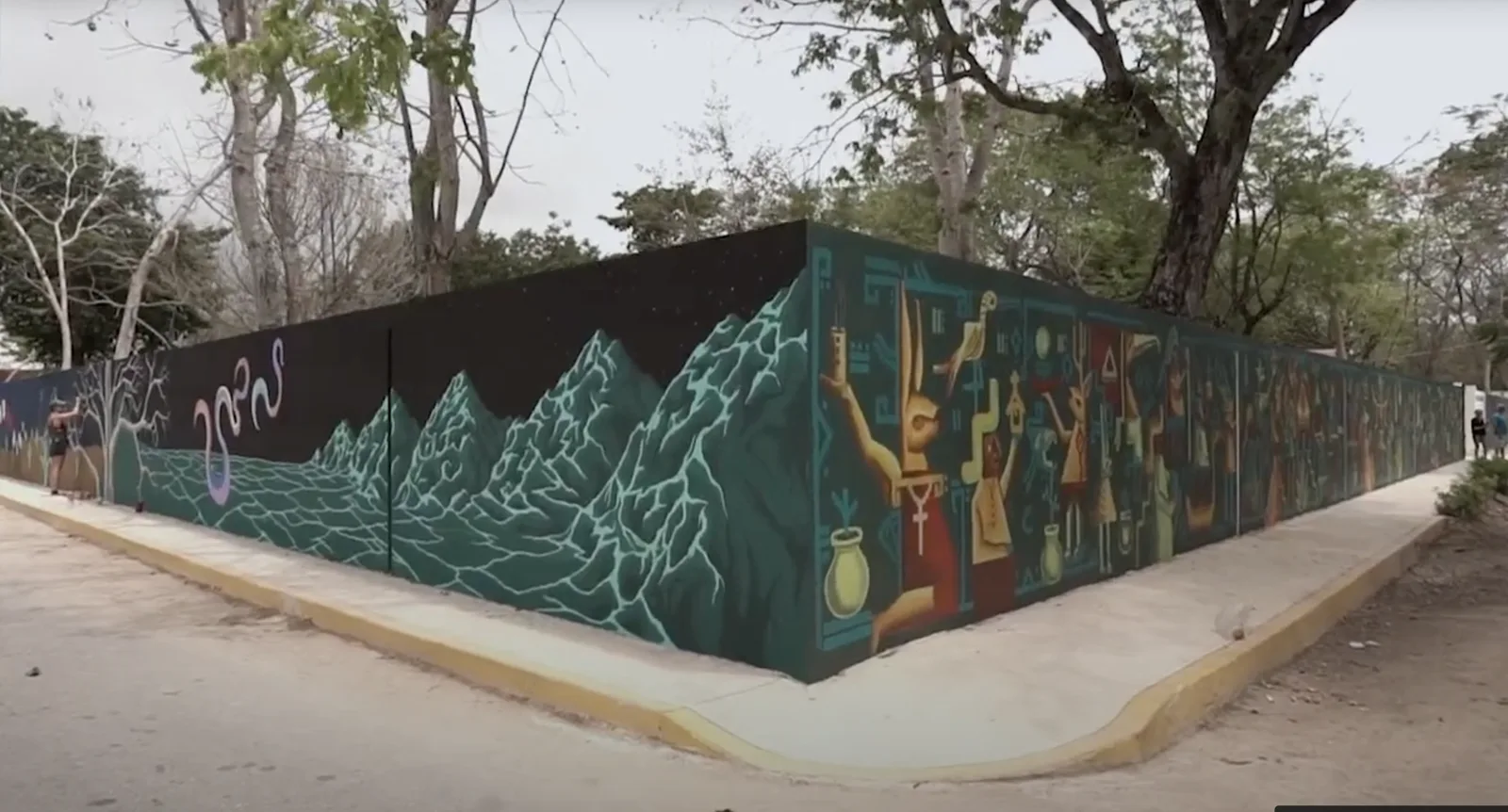 SANEZ CRACK & JACINTA KAISER - JAVIERA DA FONSECA- MATIAS SANTAMARIA- MAIKEL YAIKEL @ EL PANTEON 2018. — mural documented by Tulum Art Club in Tulum.